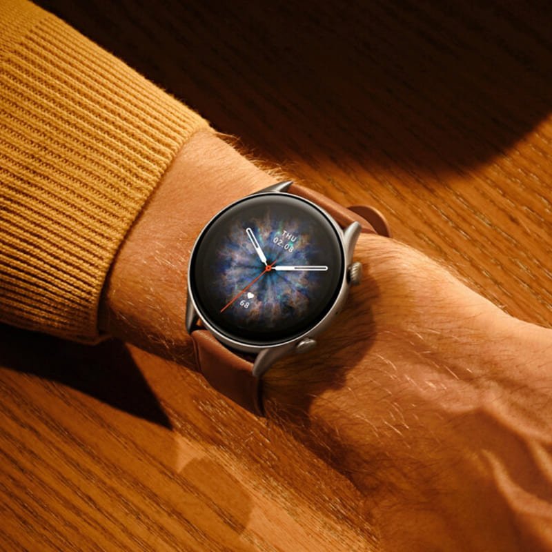 Amazfit-GTR-3-Pro-In-Hand.jpg